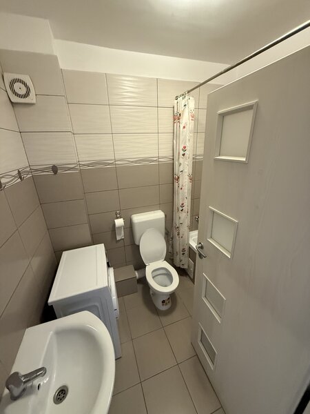 Berceni, Metalurgiei, Brown Residence,